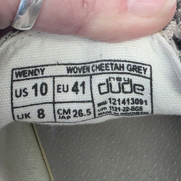 Hey Dude/ Wendy Woven Cheetah Gray Shoes - Picture 7 of 7